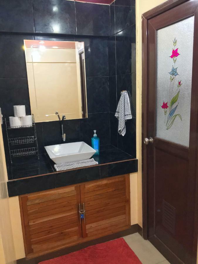 Fully Ac 3Br House For 8Pax Near Airport And Sm With 100Mbps Wifi Villa Puerto Princesa Eksteriør billede